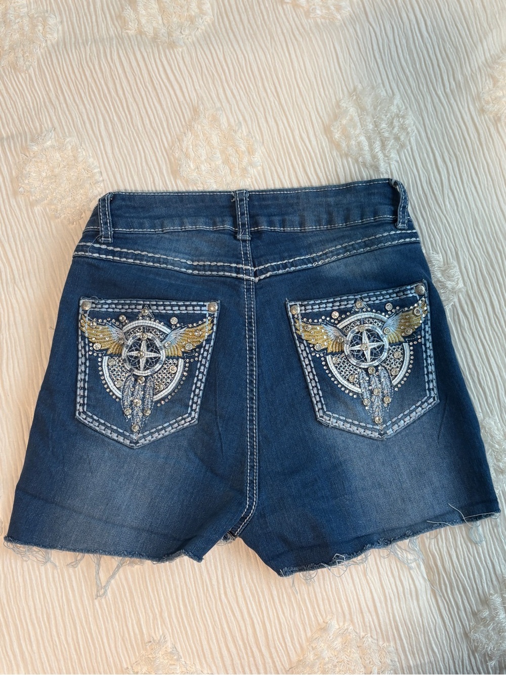H&Y Fashion Y2K Cutoff Denim Shorts Embroidered Winged Dreamcatcher McBling 3/4 - Picture 2 of 7